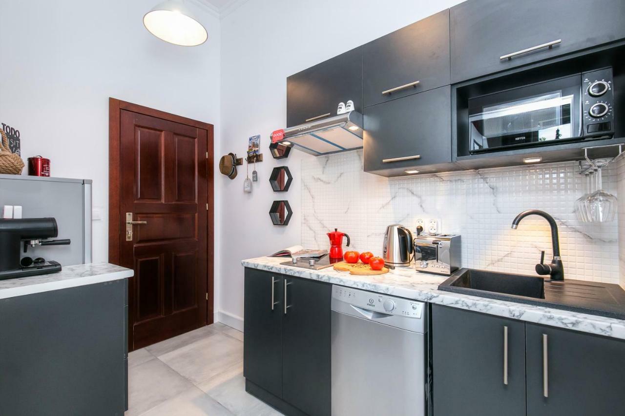 Berg Apartament Red Obok Starego Miasta Гданьск Экстерьер фото